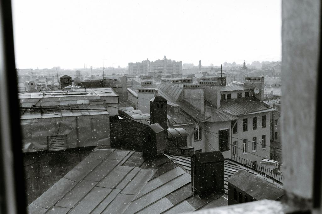 Photo by Plato Terentev: https://www.pexels.com/photo/aged-dwelling-house-facades-under-white-sky-in-city-5919651/
